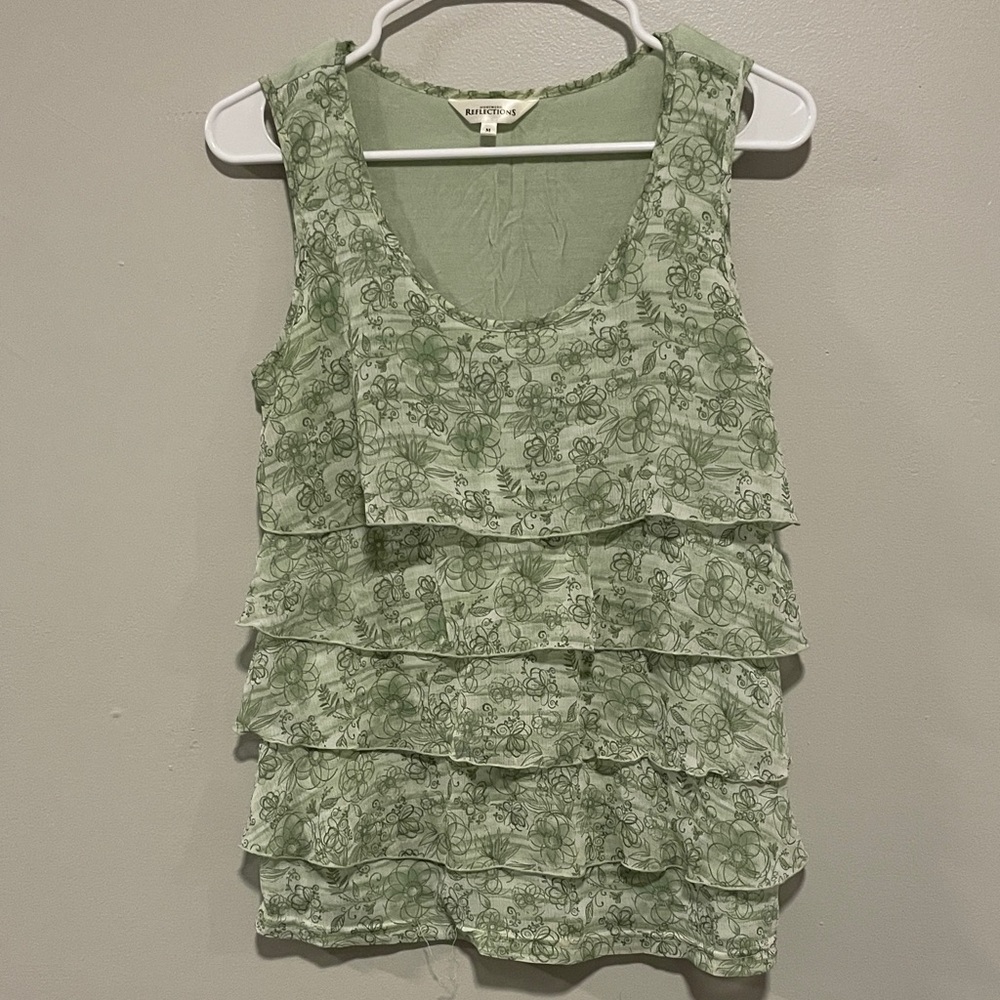 Northern Reflections Green Floral Ruffle Tank Top